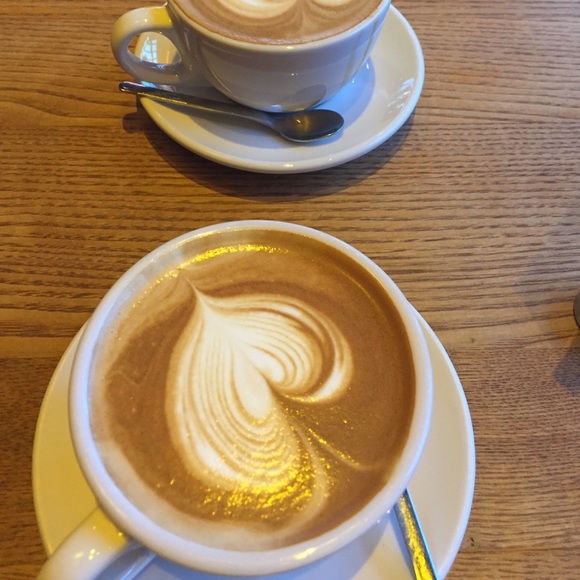 Meet your Posher, LRT - Picture 1 of 1